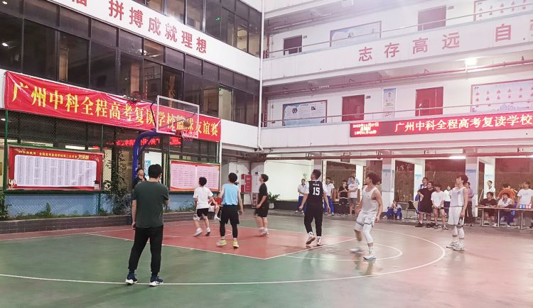 广州全日制高三复读培训机构哪家好？